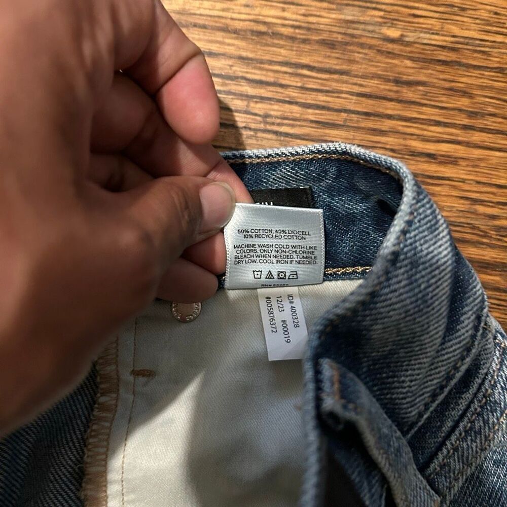 New Express Shorts - Picture 5 of 5